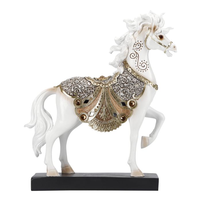 Horse standing poly