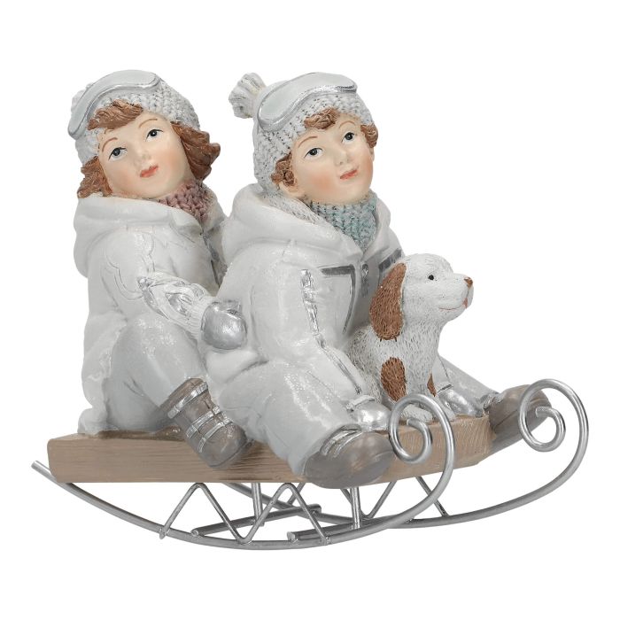 Children on sleigh poly
