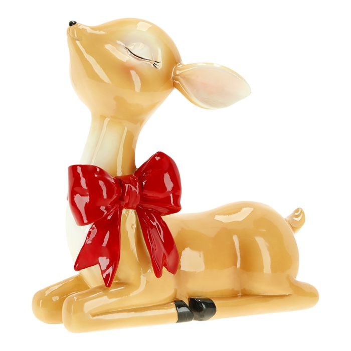 Deer sitting poly